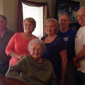 Meet your Posher, Vanessa